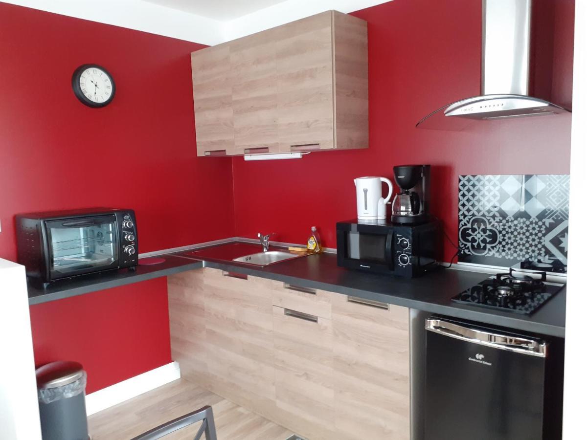Apartament Mini Loft Saintes Zewnętrze zdjęcie