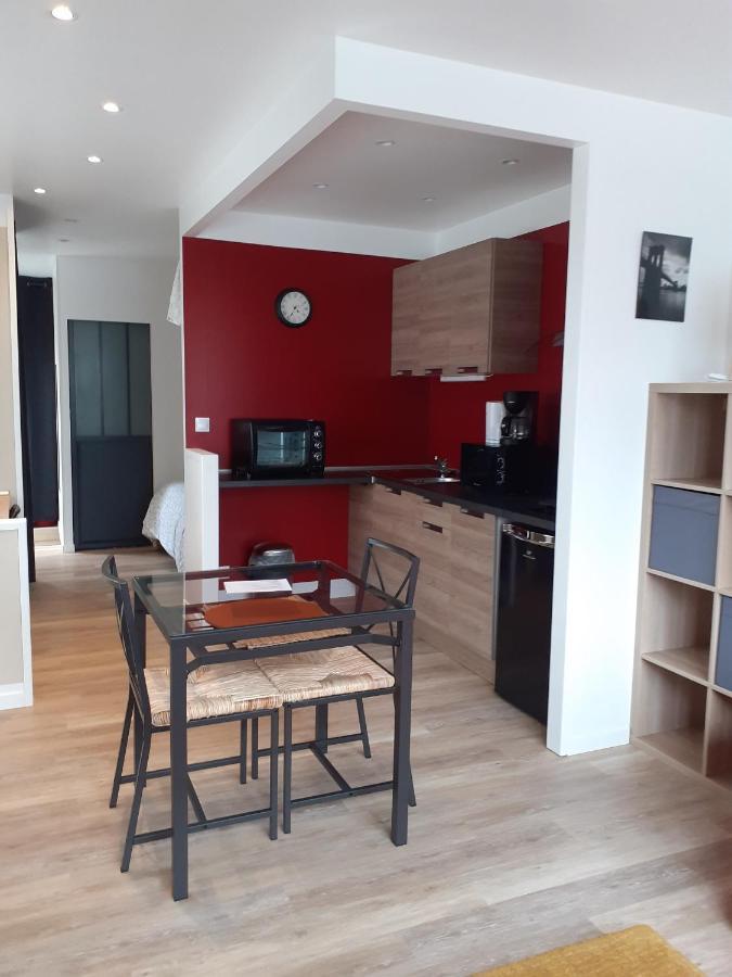 Apartament Mini Loft Saintes Zewnętrze zdjęcie